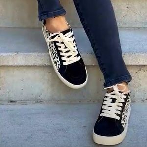 Oasis Society Black Leopard Sneakers size 6